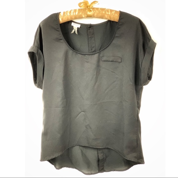 Dynamite Blouse - Picture 1 of 3